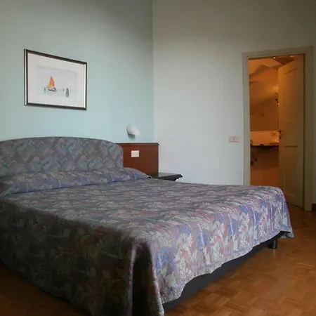 & Roma 3* Pallazzolo sull'Oglio