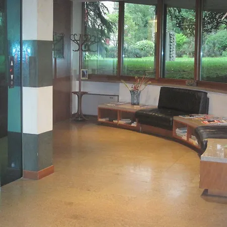 & Roma Hotel